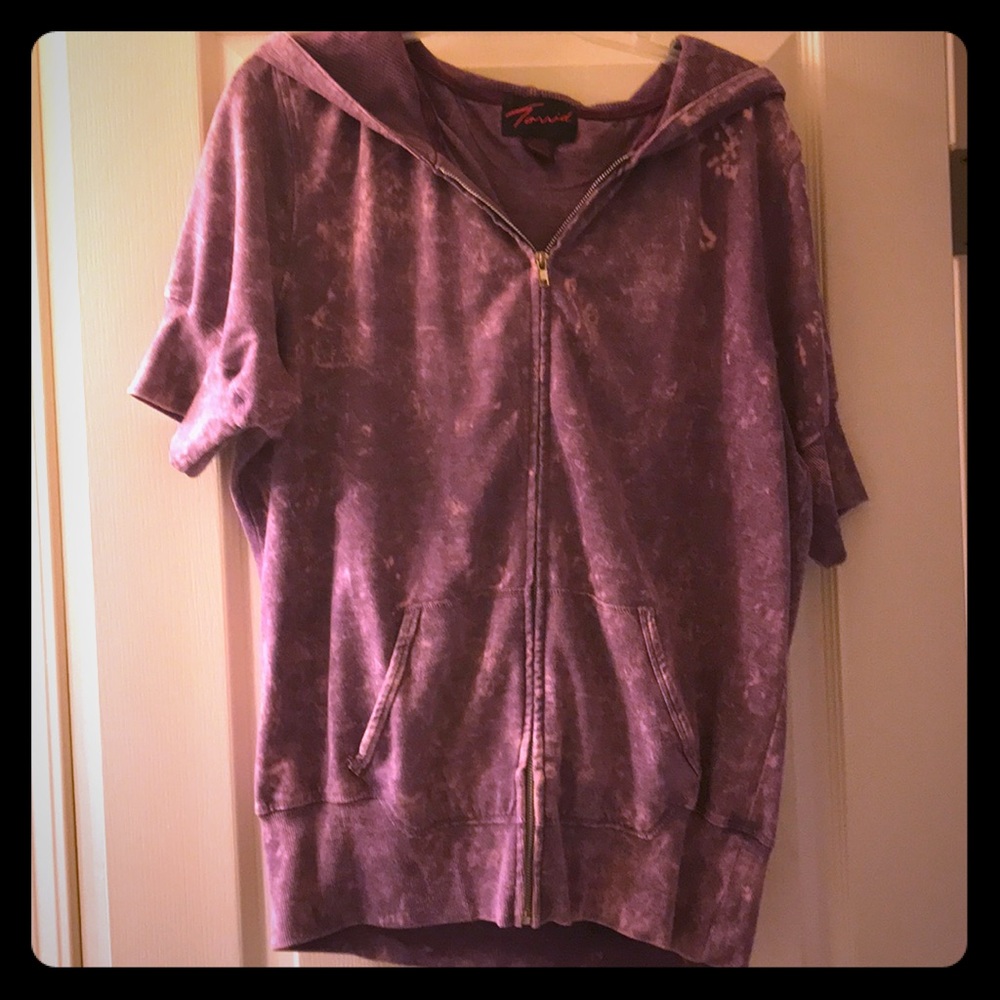 Short sleeve, zip up, hoodie!